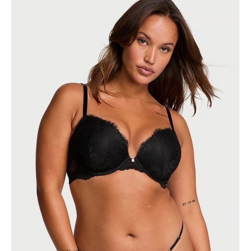 ✨Victoria's Secret Dream Angels Black Lace Push‎ Up Bra Lined Demi Size 38DD